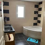 Familliale Au Calme, Barbecue, Piscine, 15 Min De La فيلة