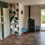 Familliale Au Calme, Barbecue, Piscine, 15 Min De La