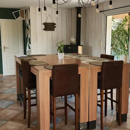 Villa Familliale Au Calme, Barbecue, Piscine, 15 Min De La *