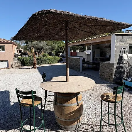 Villa Familliale Au Calme, Barbecue, Piscine, 15 Min De La *